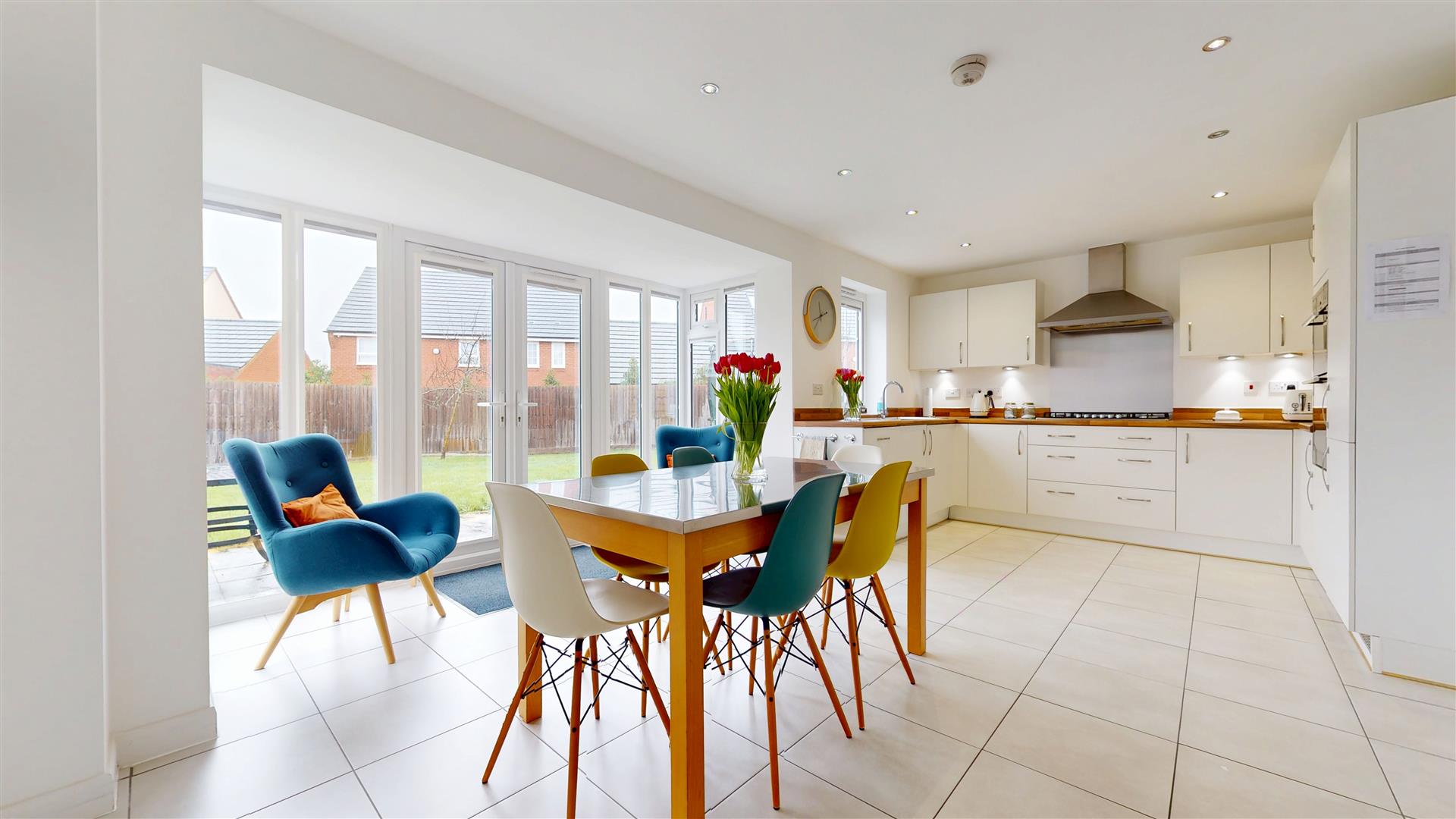 4 bed property in Lamport Crescent, Milton Keynes